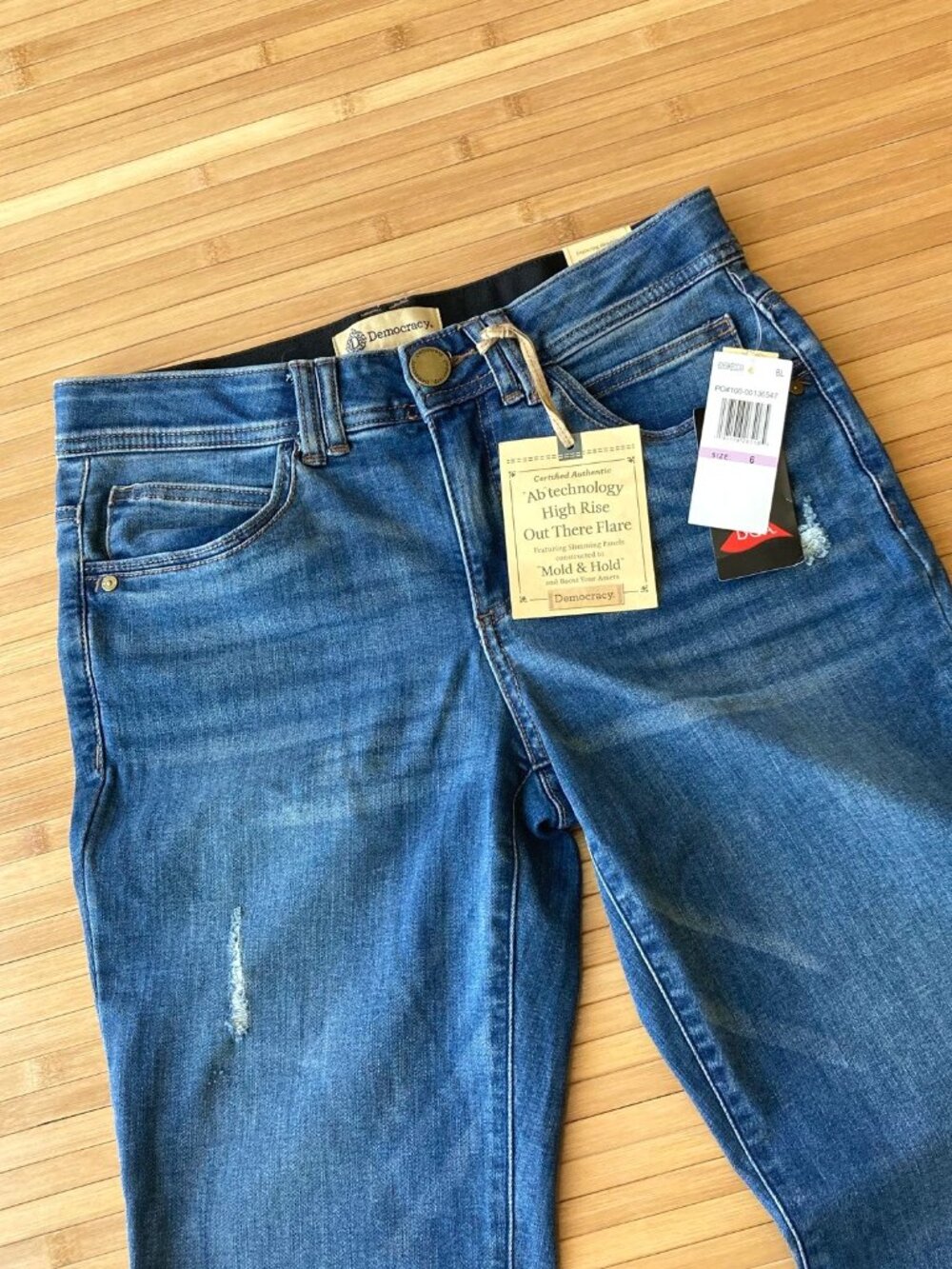 Democracy Ab Solution High Rise Out There Flare Jeans Raw Hem Womens 6 Blue NWT - Picture 2 of 11